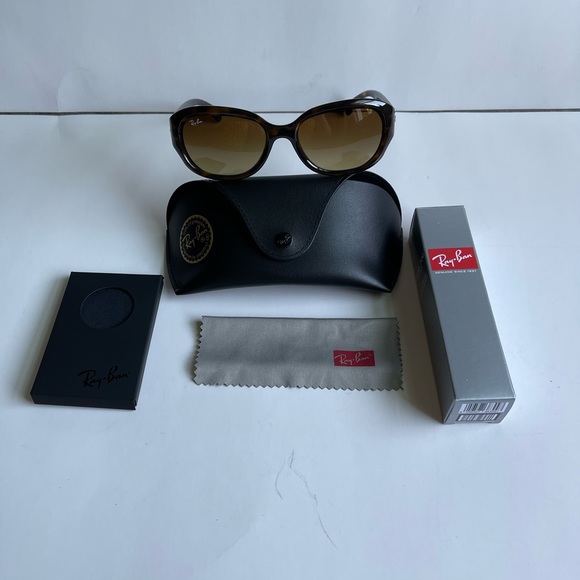Ray-Ban Sunglasses main image 10
